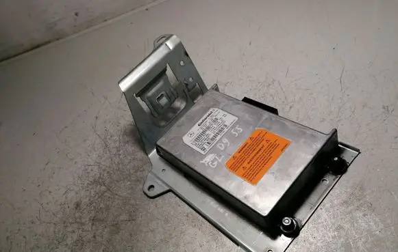 Mercedes-Benz GL X164 Phone control unit/module A2048202085