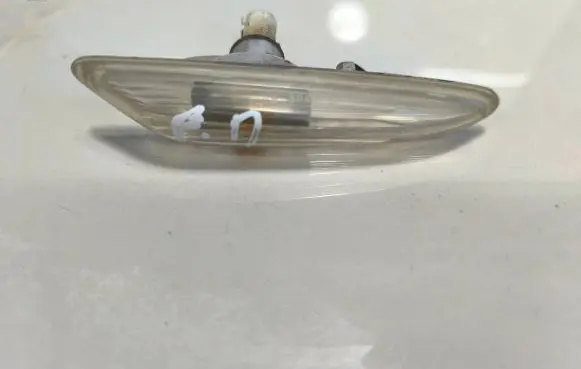 BMW X3 E83 Front fender indicator light