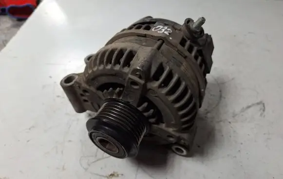 Land Rover Range Rover Sport L494 Generator/alternator AH22-10300-AB