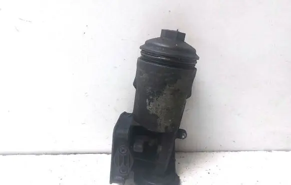 Audi A3 S3 8P Oil filter mounting bracket 045115389