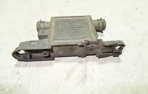 Audi A6 S6 C4 4A Door central lock control unit/module 4A0959981A