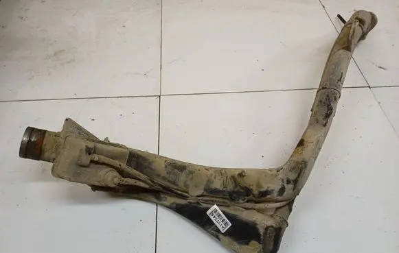 Opel Zafira A Fuel tank filler neck pipe 