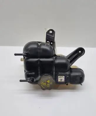 Dodge Durango Coolant expansion tank/reservoir 68244088AA 62541BCAV 68244088
