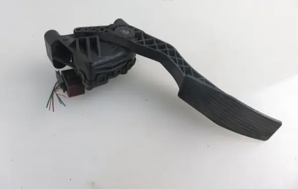 Opel Astra G Accelerator throttle pedal 6PV00811200 9157998BK