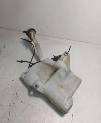 Windshield washer fluid reservoir/tank