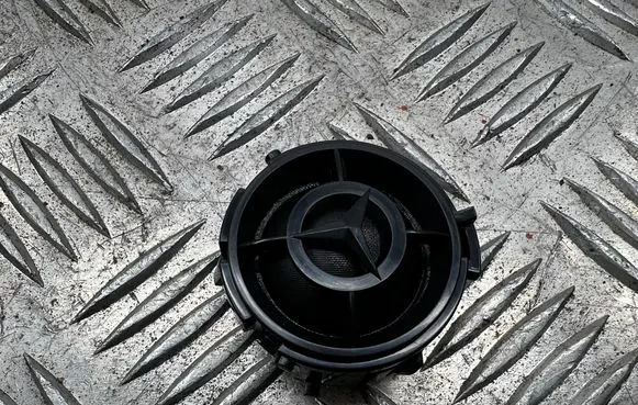 Mercedes-Benz GLC X253 C253 Front door high frequency speaker A2228202200