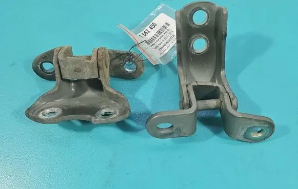 Toyota RAV 4 (XA40) Front door hinge set IMPRK1562450
