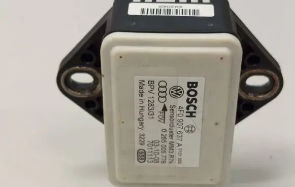 Audi A6 S6 C6 4F ESP acceleration yaw rate sensor 4F0907637A 0265005776