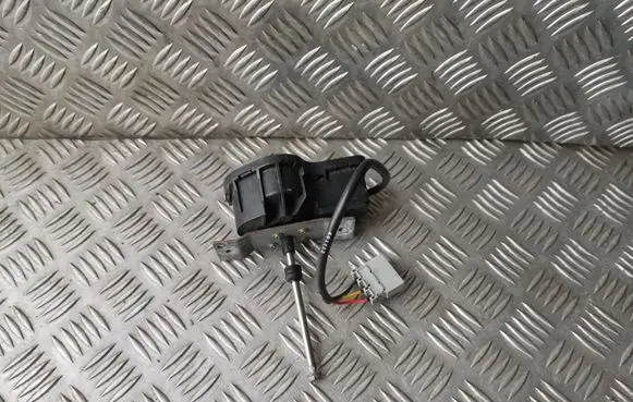 Volvo 850 Headlight wiper motor 0390206910