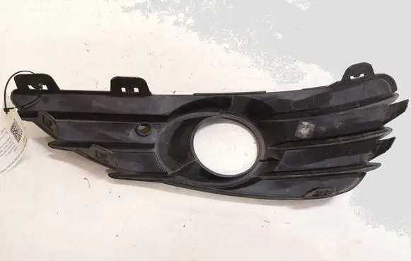 Opel Astra H Front fog light trim/grill 375768702 13110336