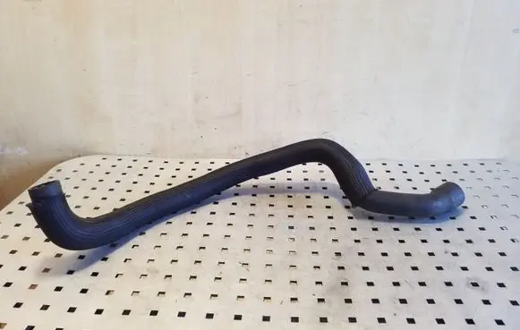 Volvo V70 Engine coolant pipe/hose