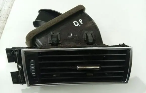 Audi A6 S6 C6 4F Dash center air vent grill 4F1820902D