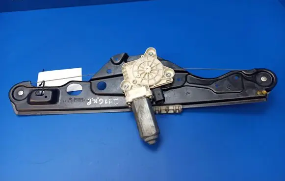 Mercedes-Benz E W211 Rear door window regulator with motor A2117300146 A2118202342