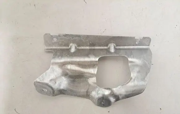 BMW X4 G02 Heat shield in engine bay 7394752