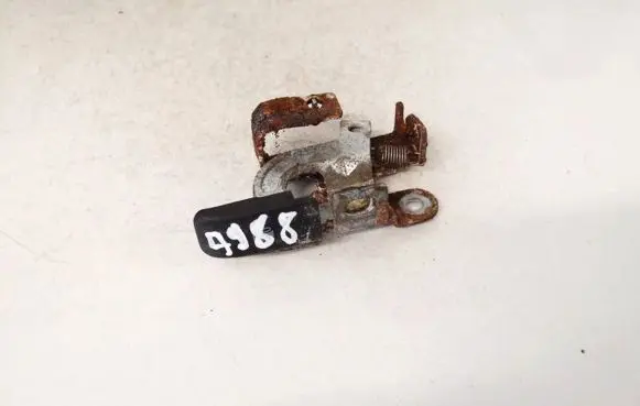 Mazda 5 Fuel tank opening switch 