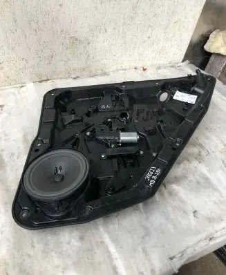 Mercedes-Benz B W246 W242 Rear door window regulator with motor 927557102201729
