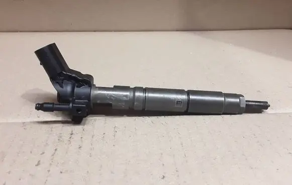 Mercedes-Benz ML W164 Fuel injector A6420700587 0445115027