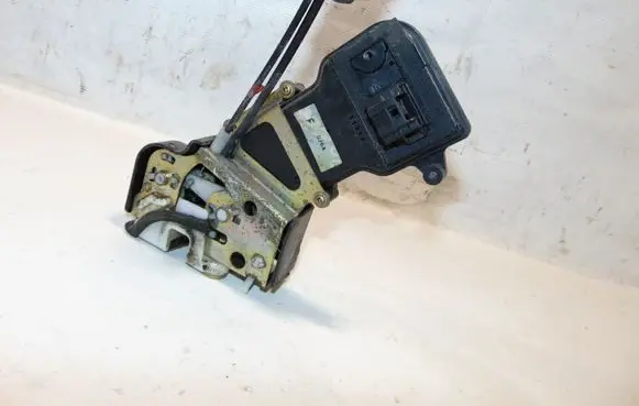 Mazda 6 Rear door lock GJ6A73310G