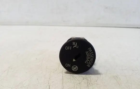 BMW X5 F15 Passenger airbag on/off switch 9326501