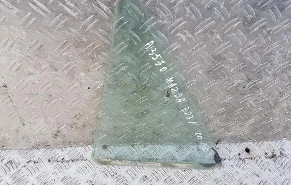 Rear vent window glass