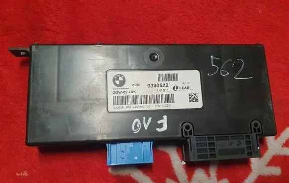 BMW 5 F10 F11 Gateway control module 9340522