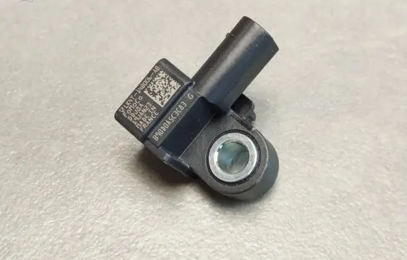 Volkswagen Amarok II Airbag deployment crash/impact sensor LK4T148006AB