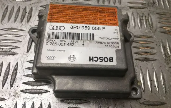Audi A3 S3 8P Airbag control unit/module 8P0959655F 11002
