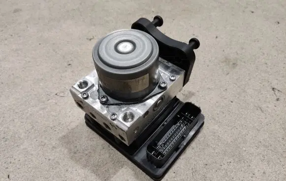 Mercedes-Benz E W213 ABS Pump A2134311601