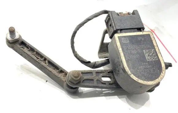 BMW 5 F10 F11 Headlight/headlamp level sensor 6784075