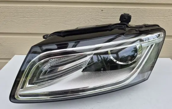 Audi Q5 SQ5 8R Headlight/headlamp 8R0941005C