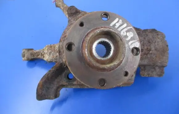 Fiat Seicento/600 Front wheel hub spindle knuckle