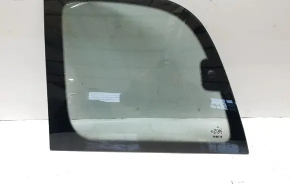 Mercedes-Benz Vaneo W414 Rear side window