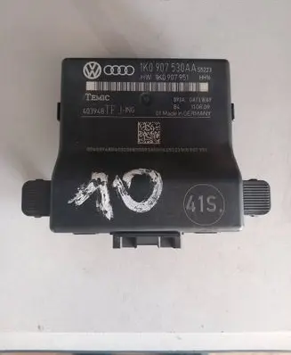Volkswagen Touran I Gateway control module 1K0907530AA 1K0907951