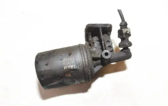 Rover 214 - 216 - 220 Oil filter mounting bracket