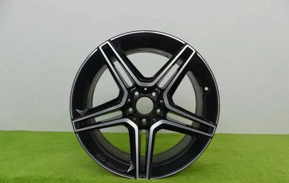 Mercedes-Benz CLS W257 R19 alloy rim 2574011600