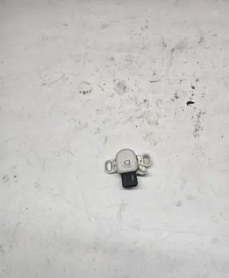 Toyota RAV 4 (XA40) Brake pedal sensor switch 8951033030