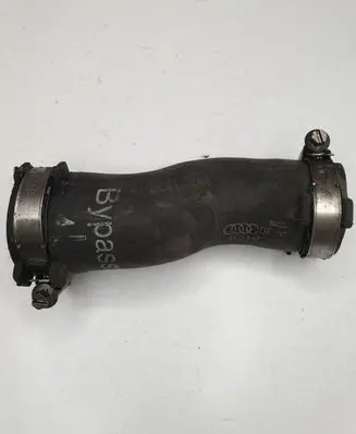 Audi A6 S6 C6 4F Intercooler hose/pipe 4F0145708C