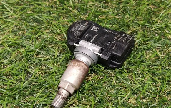 Tire pressure sensor
