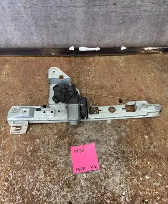 Renault Megane II Rear door window regulator with motor 