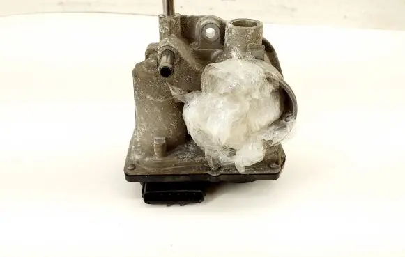 Toyota Yaris Throttle valve 2203047040