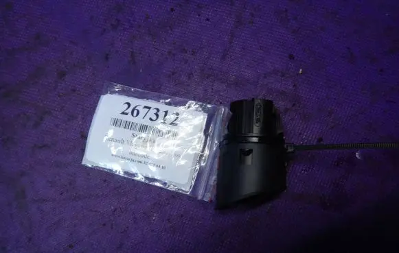 Renault Megane II Ignition lock 1078382