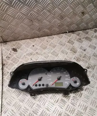 Ford Focus Speedometer (instrument cluster)