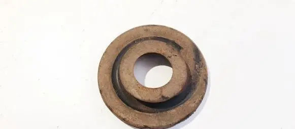 Skoda Octavia Mk2 (1Z) Front coil spring rubber mount 1k0512149b