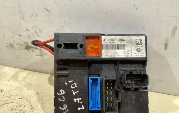 Audi A6 S6 C6 4F Light module LCM 4F0907289G 5DK00876221 4F0910289G