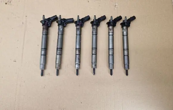 Audi A8 S8 D4 4H Fuel injectors set 059130277 059130277CC 059130277CH