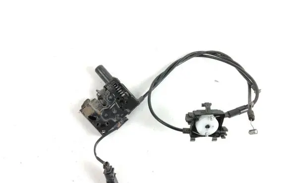Audi e-tron Engine bonnet/hood lock/catch 4KE823509