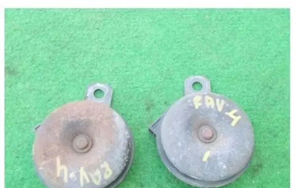 Toyota RAV 4 (XA20) Horn signal