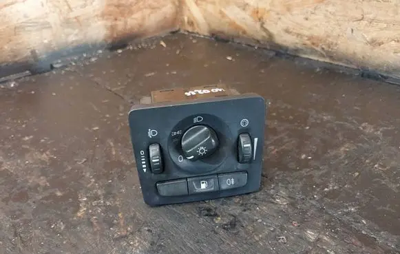 Volvo S40 Light switch 30739298