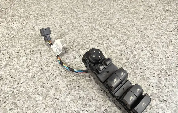 BMW X3 F25 Electric window control switch 9238239