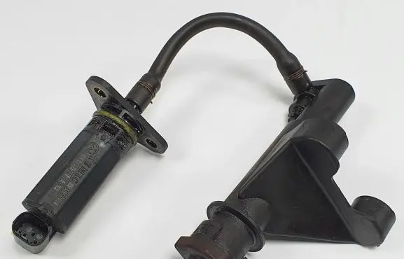 Mercedes-Benz S W220 Oil level sensor A0041535328